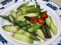 Stir-Fried Asparagus in Garlic Sauce